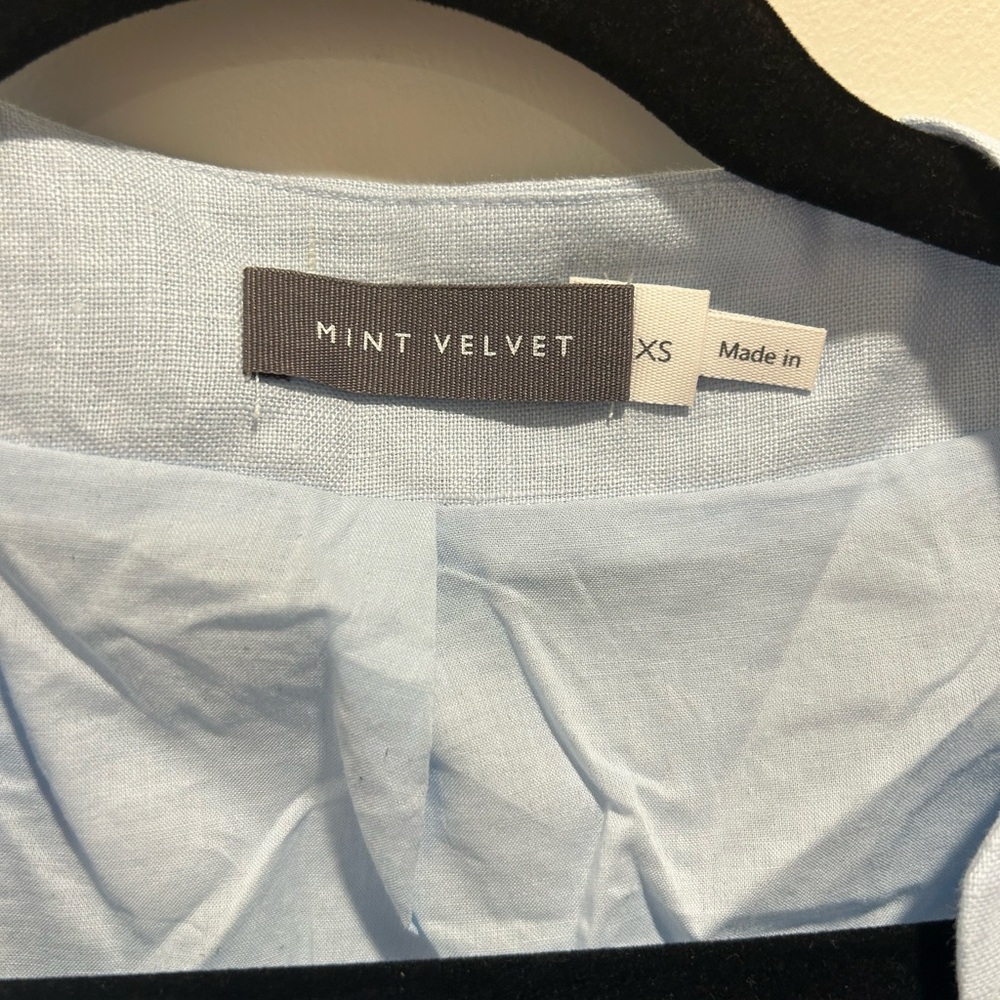 Mint Velvet Blue Linen Scallop Tie Front Top - Picture 4 of 4